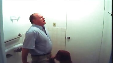 RealityKings: Научете се да свършвате на секс с баби PornHD с Кензи Рийвс