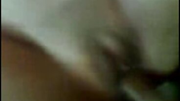 Busty офис тройка баби за секс