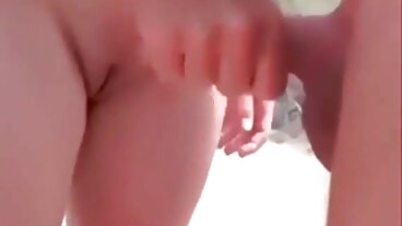 BRAZZERS: Шибане на новата прислужница бабички се ебът Isis Love на PornHD
