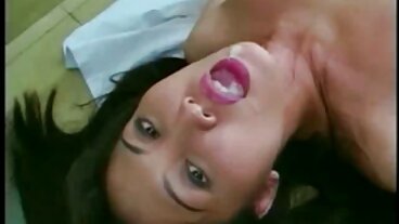 Цялостно лице от Keiran и стари баби правят секс MILF Monique Alexander!