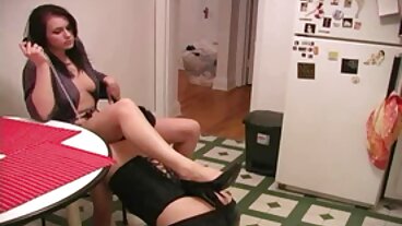 Отблизо дупе порно с баби в уста с красиви задници