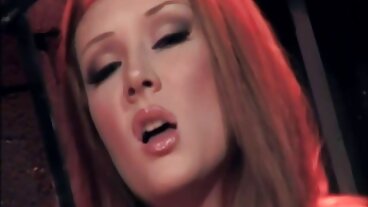 Brazzers: Доилна секс на стари баби маса за големи натурали Кендра Съндърланд на PornHD