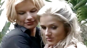 BRAZZERS: Wedding Creamer porno s stari babi Payton Preslee на PornHD