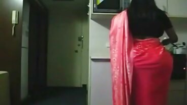 Brazzers: Шибане и на двамата съквартиранти Токио Лин и Кендъл Кайдън на PornHD секс с баба