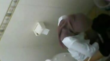 Tied Out секс порно бабички уличница харчи ВСИЧКИ Moniez на нейния съпруг!