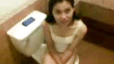 Latina BRAZZERS Star hatefucks BF, след като закъснява с 5 минути! порно с стари баби :О