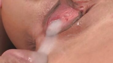 3 porno s stari babi Creepers Peep on Squirter Sex - работа за Самурайския меч