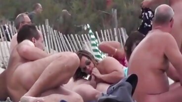 Руска колежка секс със стари баби намира приятеля на мама! Щурци ASAP